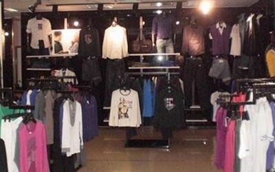 服裝進(jìn)銷存管理軟件app助老板移動(dòng)盤點(diǎn)貨