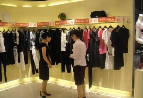 服裝行業(yè)運用進(jìn)銷存軟件的發(fā)展必須性?