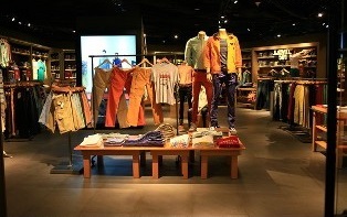 營(yíng)銷系統(tǒng)如何助力服裝行業(yè)維持和擴(kuò)展新老vip用戶?