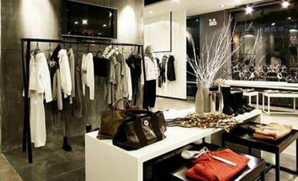 使用服裝店銷售收銀系統(tǒng)體驗手機(jī)開單功能